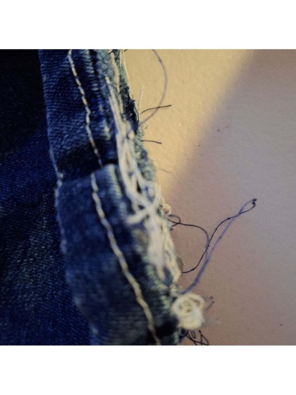 Flamingos Blue Jeans Extra Large Distressed - Picture 7 of 9